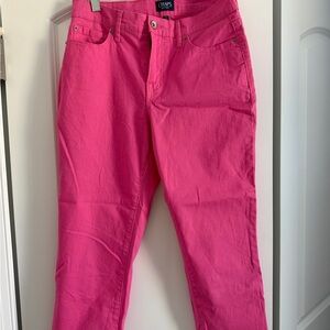 Chaps Women's Pink capris sz 6